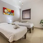 Hard To By - Modern & Huge House In *