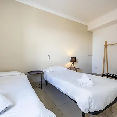 Tatil Evi Hard To By - Modern & Huge House In Sliema