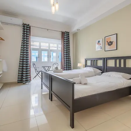 Hard To By - Modern & Huge House In