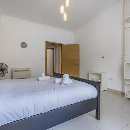 Hard To By - Modern & Huge House In Tatil Evi *