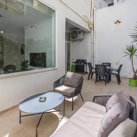 Tatil Evi Hard To By - Modern & Huge House In Sliema