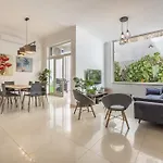 Hard To By - Modern & Huge House In *